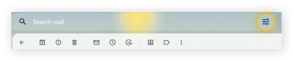 Afbeelding van zoekbalk in Gmail met gemarkeerd pictogram voor Zoekopties
