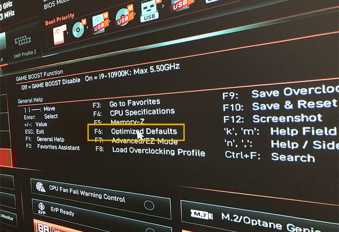 Laden der BIOS/UEFI-Standardeinstellungen nach dem Start unter einer Windows 10-Version.